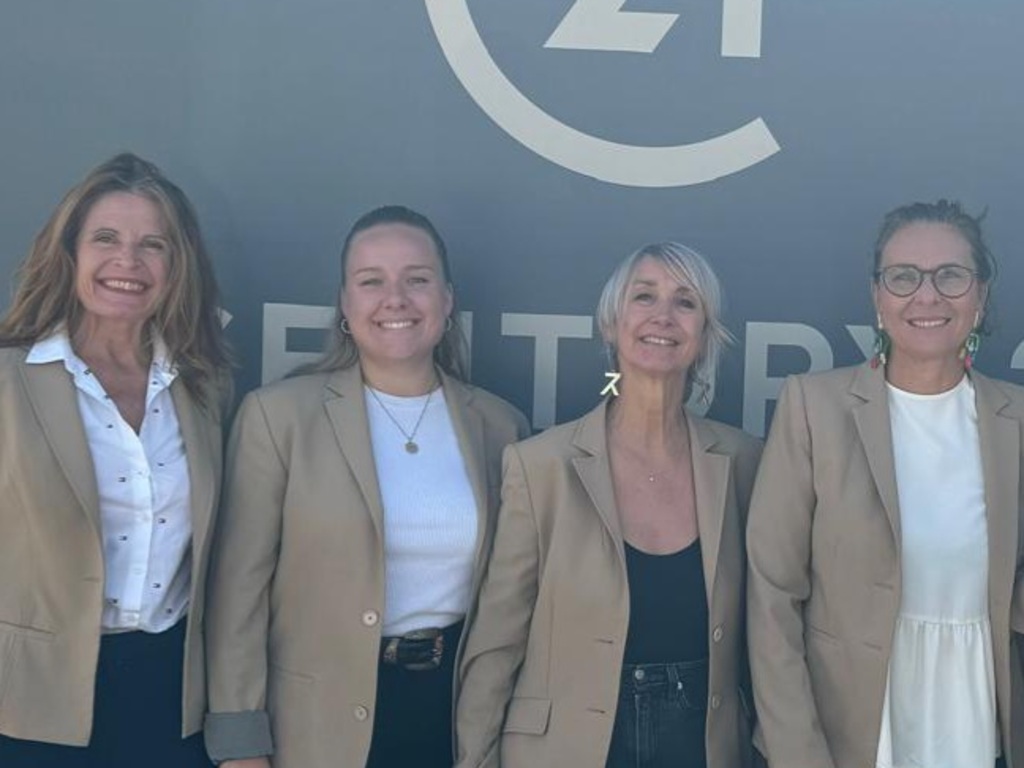 l'équipe de l'agence Le Rocher