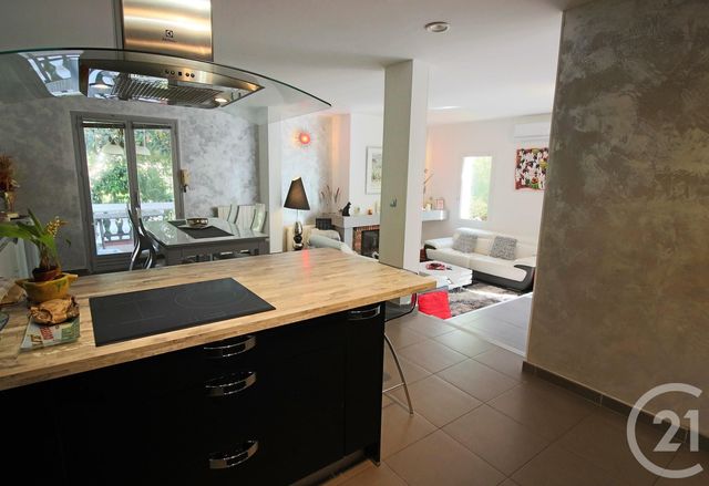 maison à vendre - 5 pièces - 172.18 m2 - BELGENTIER - 83 - PROVENCE-ALPES-COTE-D-AZUR - Century 21 Le Rocher maison à vendre - 5 pièces - 172.18 m2 - BELGENTIER - 83 - PROVENCE-ALPES-COTE-D-AZUR - Century 21 Le Rocher