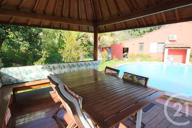 maison à vendre - 5 pièces - 172.18 m2 - BELGENTIER - 83 - PROVENCE-ALPES-COTE-D-AZUR - Century 21 Le Rocher maison à vendre - 5 pièces - 172.18 m2 - BELGENTIER - 83 - PROVENCE-ALPES-COTE-D-AZUR - Century 21 Le Rocher