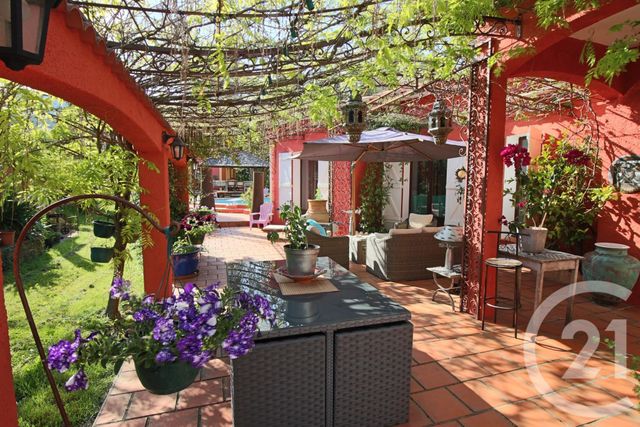 maison à vendre - 5 pièces - 172.18 m2 - BELGENTIER - 83 - PROVENCE-ALPES-COTE-D-AZUR - Century 21 Le Rocher maison à vendre - 5 pièces - 172.18 m2 - BELGENTIER - 83 - PROVENCE-ALPES-COTE-D-AZUR - Century 21 Le Rocher