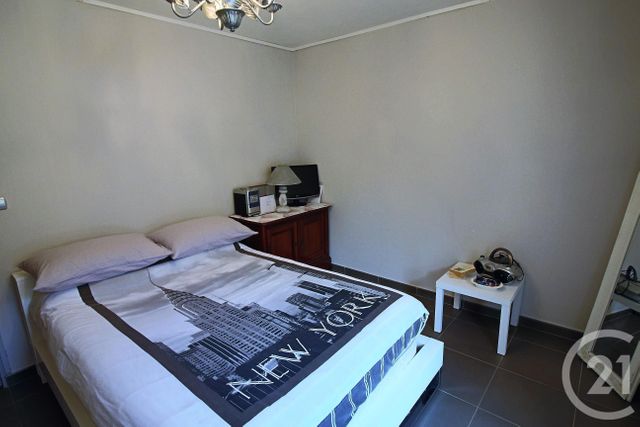 maison à vendre - 5 pièces - 172.18 m2 - BELGENTIER - 83 - PROVENCE-ALPES-COTE-D-AZUR - Century 21 Le Rocher maison à vendre - 5 pièces - 172.18 m2 - BELGENTIER - 83 - PROVENCE-ALPES-COTE-D-AZUR - Century 21 Le Rocher