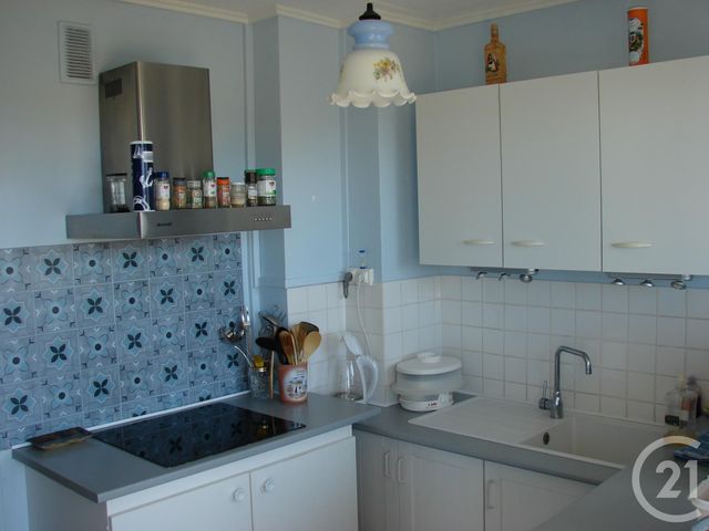 Appartement T3 à vendre - 3 pièces - 65.0 m2 - LA GARDE - 83 - PROVENCE-ALPES-COTE-D-AZUR - Century 21 Le Rocher Appartement T3 à vendre - 3 pièces - 65.0 m2 - LA GARDE - 83 - PROVENCE-ALPES-COTE-D-AZUR - Century 21 Le Rocher