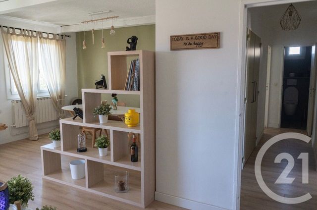 Afficher la photo en grand Appartement T5 à vendre - 5 pièces - 86.0 m2 - LA GARDE - 83 - PROVENCE-ALPES-COTE-D-AZUR - Century 21 Le Rocher