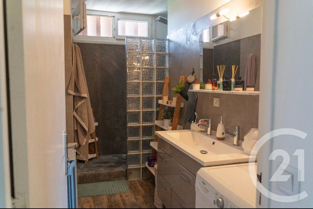 Afficher la photo en grand Appartement T5 à vendre - 5 pièces - 86.0 m2 - LA GARDE - 83 - PROVENCE-ALPES-COTE-D-AZUR - Century 21 Le Rocher