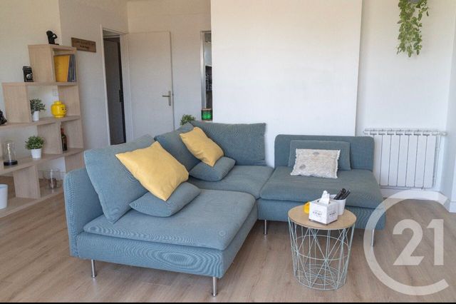 Afficher la photo en grand Appartement T5 à vendre - 5 pièces - 86.0 m2 - LA GARDE - 83 - PROVENCE-ALPES-COTE-D-AZUR - Century 21 Le Rocher