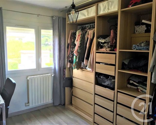 Afficher la photo en grand Appartement T3 à vendre - 3 pièces - 58.46 m2 - LA GARDE - 83 - PROVENCE-ALPES-COTE-D-AZUR - Century 21 Le Rocher