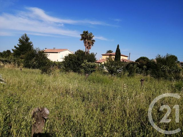 Afficher la photo en grand terrain à vendre - 1080.0 m2 - SOLLIES PONT - 83 - PROVENCE-ALPES-COTE-D-AZUR - Century 21 Le Rocher