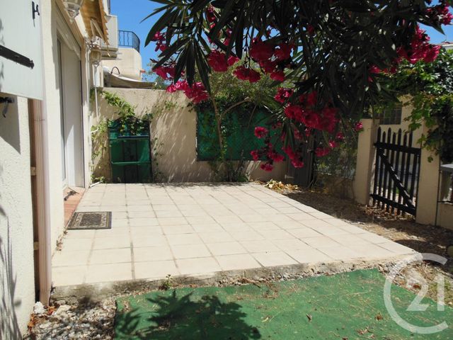Afficher la photo en grand Appartement F3 à vendre - 3 pièces - 59.4 m2 - LA GARDE - 83 - PROVENCE-ALPES-COTE-D-AZUR - Century 21 Le Rocher