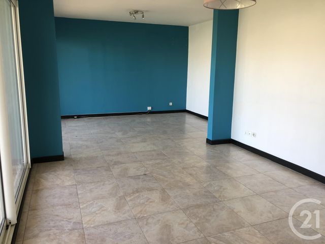 Afficher la photo en grand Appartement T6 à vendre - 6 pièces - 93.89 m2 - LA GARDE - 83 - PROVENCE-ALPES-COTE-D-AZUR - Century 21 Le Rocher