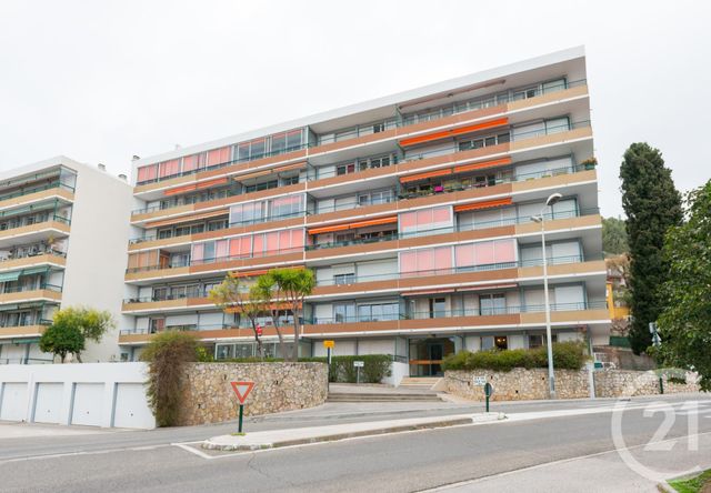  - LA GARDE - 