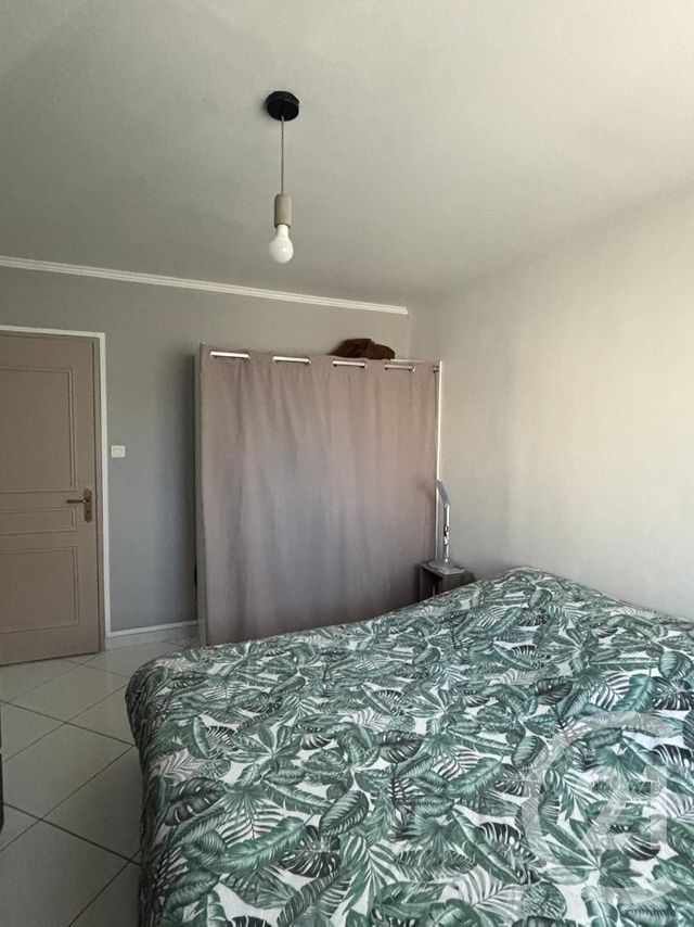 Appartement T5 à vendre - 5 pièces - 94.0 m2 - LA GARDE - 83 - PROVENCE-ALPES-COTE-D-AZUR - Century 21 Le Rocher