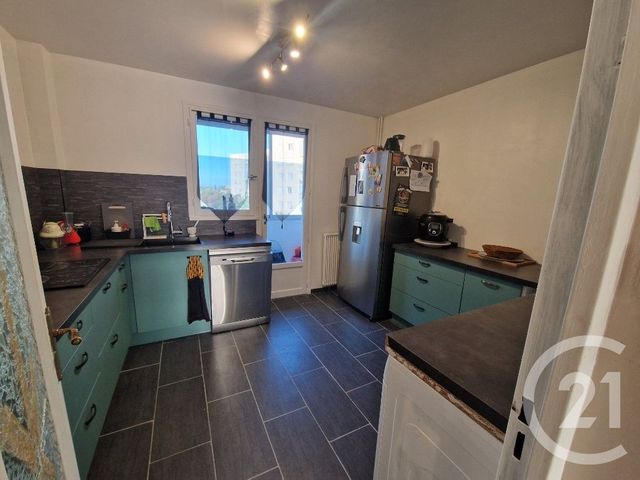 Appartement T5 à vendre - 5 pièces - 94.0 m2 - LA GARDE - 83 - PROVENCE-ALPES-COTE-D-AZUR - Century 21 Le Rocher
