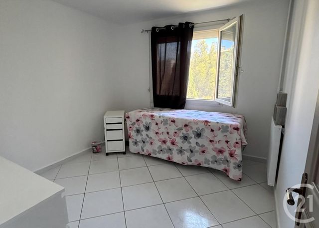 Appartement T5 à vendre - 5 pièces - 94.0 m2 - LA GARDE - 83 - PROVENCE-ALPES-COTE-D-AZUR - Century 21 Le Rocher