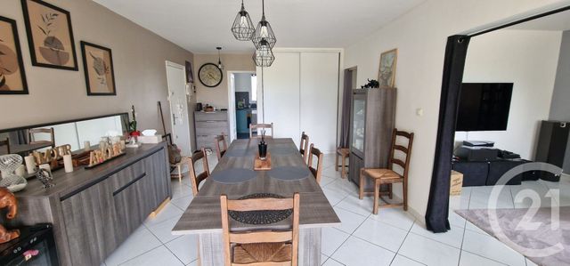 Appartement T5 à vendre - 5 pièces - 94.0 m2 - LA GARDE - 83 - PROVENCE-ALPES-COTE-D-AZUR - Century 21 Le Rocher