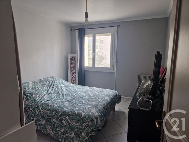 Appartement T5 à vendre - 5 pièces - 94.0 m2 - LA GARDE - 83 - PROVENCE-ALPES-COTE-D-AZUR - Century 21 Le Rocher