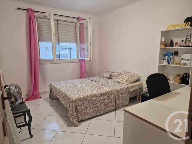 Appartement T5 à vendre - 5 pièces - 94.0 m2 - LA GARDE - 83 - PROVENCE-ALPES-COTE-D-AZUR - Century 21 Le Rocher