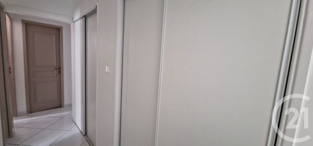 Appartement T5 à vendre - 5 pièces - 94.0 m2 - LA GARDE - 83 - PROVENCE-ALPES-COTE-D-AZUR - Century 21 Le Rocher