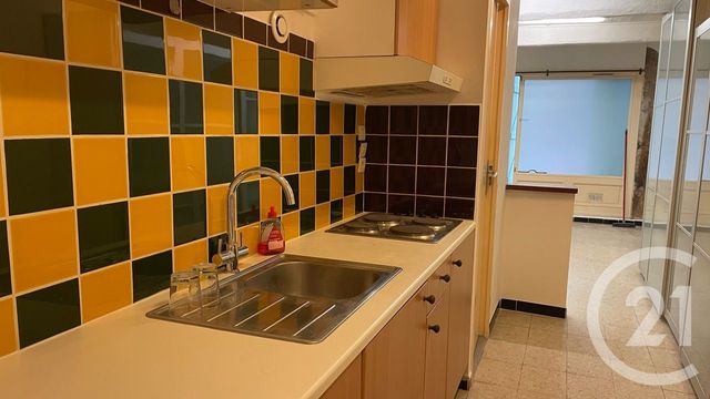 Appartement F1 à vendre - 1 pièce - 27.68 m2 - TOULON - 83 - PROVENCE-ALPES-COTE-D-AZUR - Century 21 Le Rocher