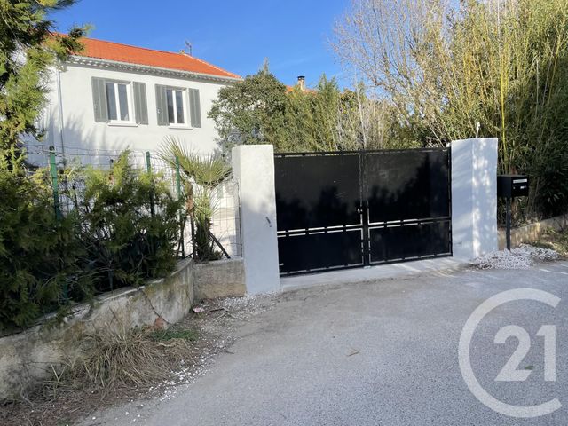 maison à louer - 5 pièces - 105.02 m2 - LA CRAU - 83 - PROVENCE-ALPES-COTE-D-AZUR - Century 21 Le Rocher