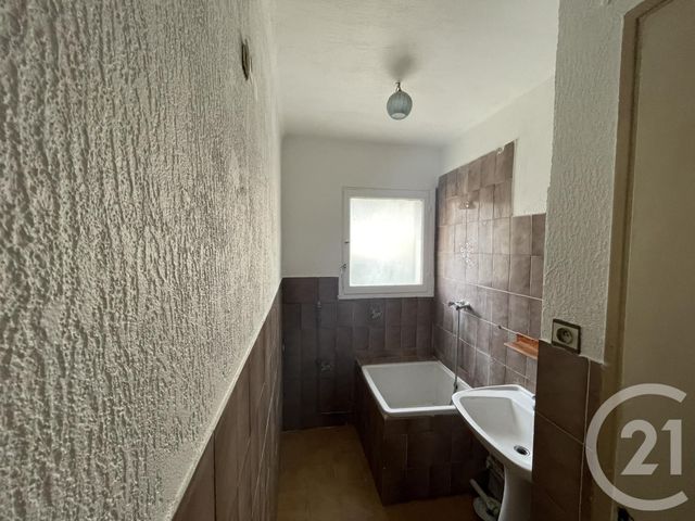 Appartement F4 à vendre - 4 pièces - 66.42 m2 - TOULON - 83 - PROVENCE-ALPES-COTE-D-AZUR - Century 21 Le Rocher