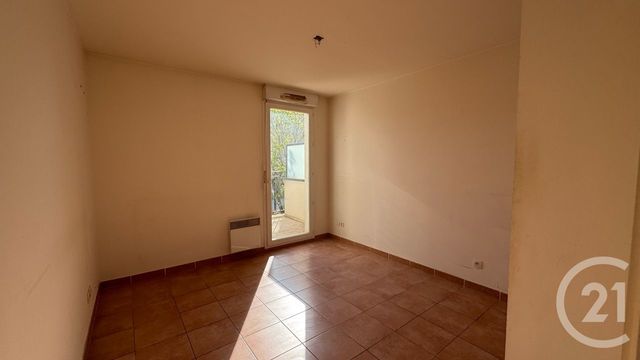 Afficher la photo en grand Appartement F2 à vendre - 2 pièces - 42.96 m2 - LA GARDE - 83 - PROVENCE-ALPES-COTE-D-AZUR - Century 21 Le Rocher