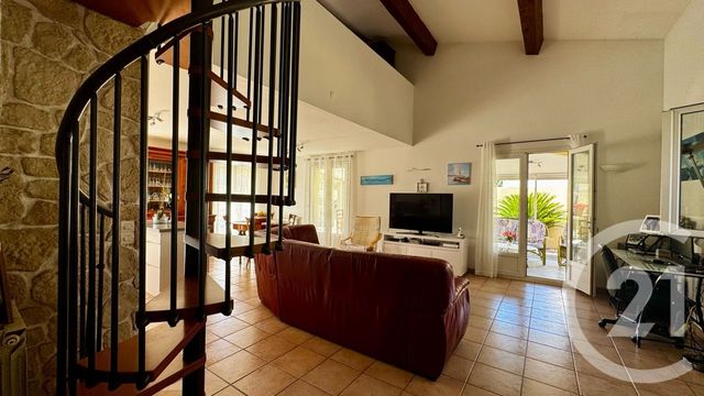 Afficher la photo en grand maison à vendre - 5 pièces - 127.0 m2 - LA GARDE - 83 - PROVENCE-ALPES-COTE-D-AZUR - Century 21 Le Rocher