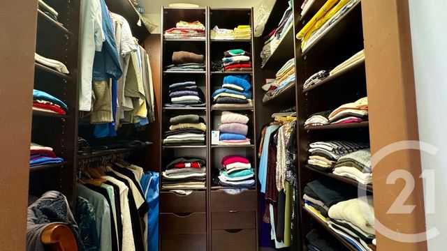 Afficher la photo en grand maison à vendre - 5 pièces - 127.0 m2 - LA GARDE - 83 - PROVENCE-ALPES-COTE-D-AZUR - Century 21 Le Rocher