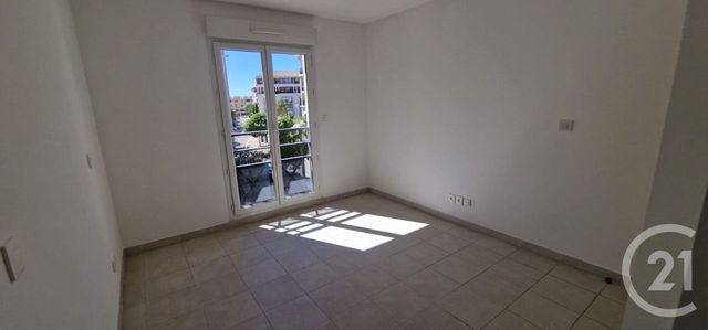 Appartement F3 à vendre - 3 pièces - 55.84 m2 - TOULON - 83 - PROVENCE-ALPES-COTE-D-AZUR - Century 21 Le Rocher