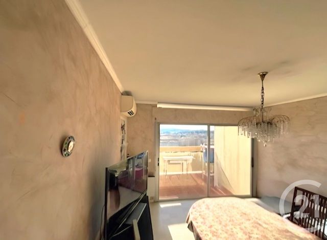 Appartement F4 à vendre - 4 pièces - 73.0 m2 - TOULON - 83 - PROVENCE-ALPES-COTE-D-AZUR - Century 21 Le Rocher