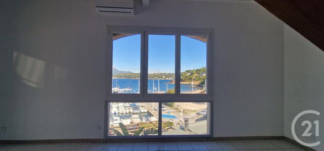 maison à vendre - 5 pièces - 100.0 m2 - LE PRADET - 83 - PROVENCE-ALPES-COTE-D-AZUR - Century 21 Le Rocher