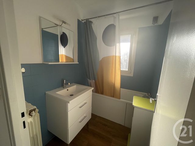 Appartement F3 à louer - 3 pièces - 63.5 m2 - LA GARDE - 83 - PROVENCE-ALPES-COTE-D-AZUR - Century 21 Le Rocher