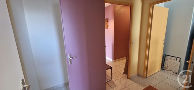 Appartement T3 à vendre - 3 pièces - 70.0 m2 - HYERES - 83 - PROVENCE-ALPES-COTE-D-AZUR - Century 21 Le Rocher