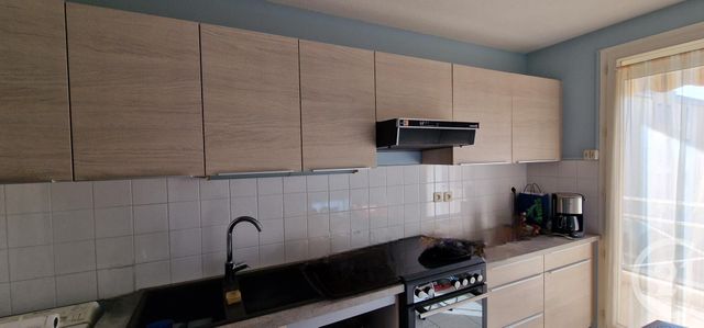 Appartement T3 à vendre - 3 pièces - 70.0 m2 - HYERES - 83 - PROVENCE-ALPES-COTE-D-AZUR - Century 21 Le Rocher