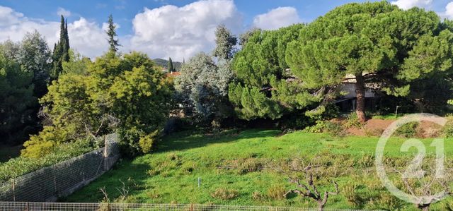 Appartement T3 à vendre - 3 pièces - 70.0 m2 - HYERES - 83 - PROVENCE-ALPES-COTE-D-AZUR - Century 21 Le Rocher