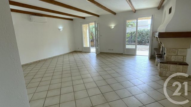 maison à vendre - 6 pièces - 155.57 m2 - SANARY SUR MER - 83 - PROVENCE-ALPES-COTE-D-AZUR - Century 21 Le Rocher