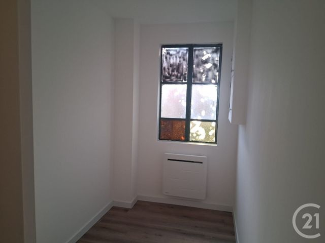 maison à louer - 2 pièces - 64.4 m2 - TOULON - 83 - PROVENCE-ALPES-COTE-D-AZUR - Century 21 Le Rocher