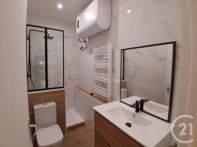 maison à louer - 2 pièces - 64.4 m2 - TOULON - 83 - PROVENCE-ALPES-COTE-D-AZUR - Century 21 Le Rocher