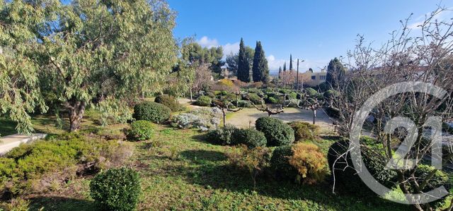 Appartement T2 à vendre - 2 pièces - 49.4 m2 - HYERES - 83 - PROVENCE-ALPES-COTE-D-AZUR - Century 21 Le Rocher