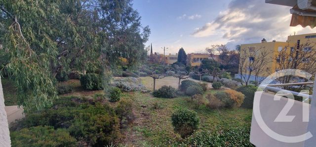 Appartement T2 à vendre - 2 pièces - 49.4 m2 - HYERES - 83 - PROVENCE-ALPES-COTE-D-AZUR - Century 21 Le Rocher