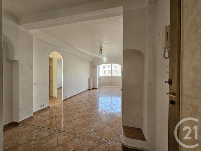 Appartement T3 à louer - 3 pièces - 56.57 m2 - TOULON - 83 - PROVENCE-ALPES-COTE-D-AZUR - Century 21 Le Rocher