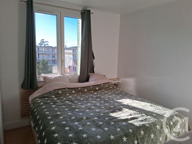 Appartement F3 à louer - 3 pièces - 53.4 m2 - AUBAGNE - 13 - PROVENCE-ALPES-COTE-D-AZUR - Century 21 Le Rocher