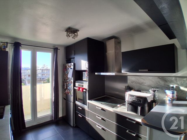 Appartement F3 à louer - 3 pièces - 53.4 m2 - AUBAGNE - 13 - PROVENCE-ALPES-COTE-D-AZUR - Century 21 Le Rocher