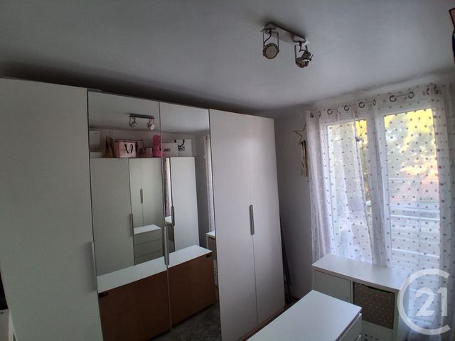 Appartement F3 à louer - 3 pièces - 53.4 m2 - AUBAGNE - 13 - PROVENCE-ALPES-COTE-D-AZUR - Century 21 Le Rocher