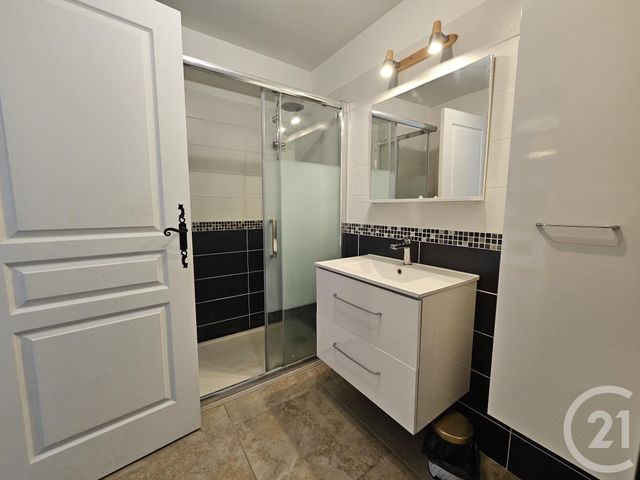 Appartement F2 à louer - 2 pièces - 31.49 m2 - LA GARDE - 83 - PROVENCE-ALPES-COTE-D-AZUR - Century 21 Le Rocher