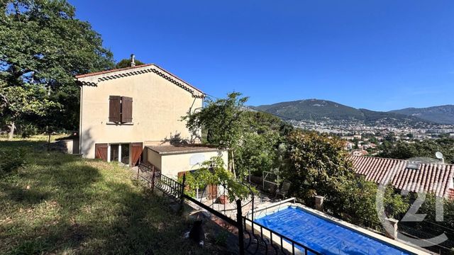 maison - TOULON - 83