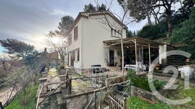 maison - TOULON - 83