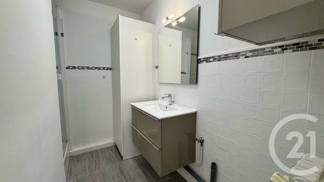 Appartement F3 à vendre - 3 pièces - 60.04 m2 - LA GARDE - 83 - PROVENCE-ALPES-COTE-D-AZUR - Century 21 Le Rocher