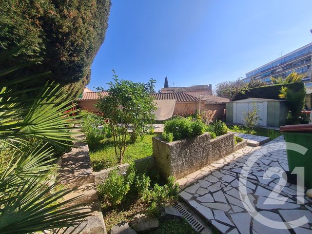 maison à vendre - 7 pièces - 160.0 m2 - LA GARDE - 83 - PROVENCE-ALPES-COTE-D-AZUR - Century 21 Le Rocher