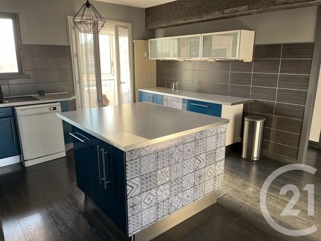 Appartement T4 à louer - 4 pièces - 86.44 m2 - LA GARDE - 83 - PROVENCE-ALPES-COTE-D-AZUR - Century 21 Le Rocher