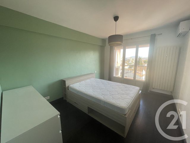 Appartement T4 à louer - 4 pièces - 86.44 m2 - LA GARDE - 83 - PROVENCE-ALPES-COTE-D-AZUR - Century 21 Le Rocher